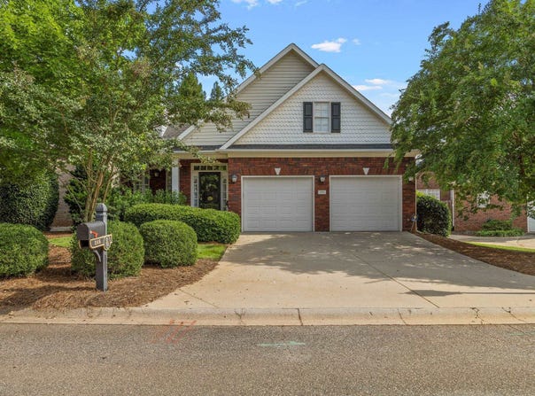 215 Arbours Common Court, Spartanburg, SC 29307