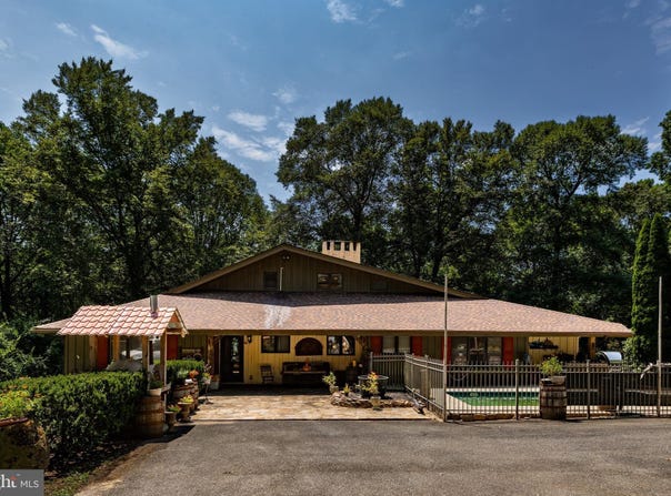 308 BUTTONWOOD Road, LANDENBERG, PA 19350