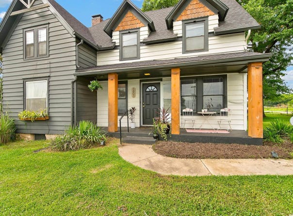 1803 E 1200 Road, Lawrence, KS 66049