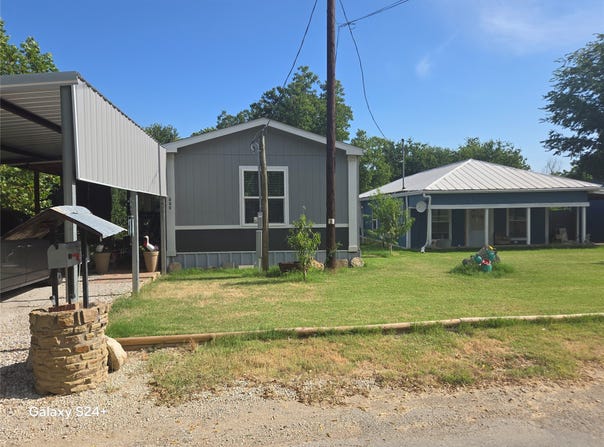 121 Peach, Graford, TX 76449