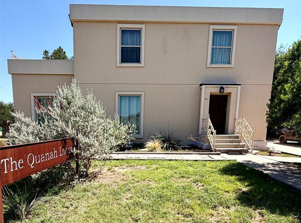 901 W Third Street, Quanah, TX 79252