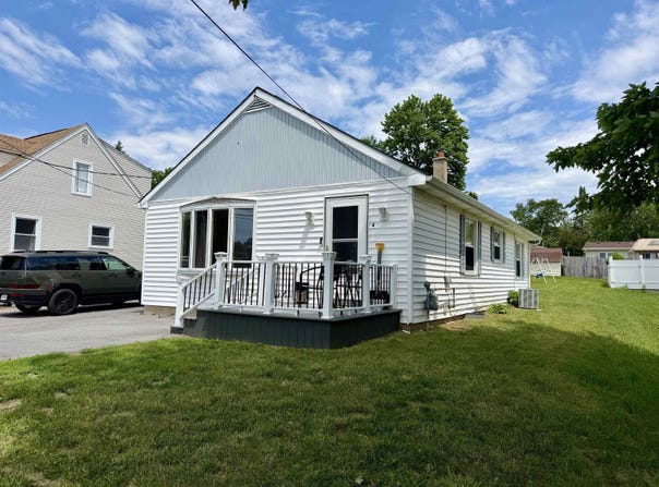 4 Hospital Dr, Massena, NY 13662