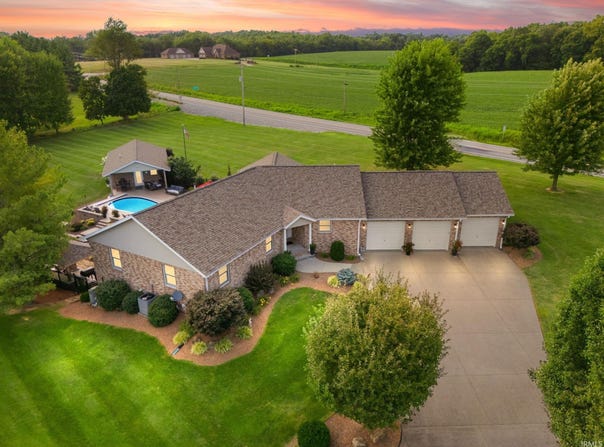 575 N Weisheit Drive, Jasper, IN 47546