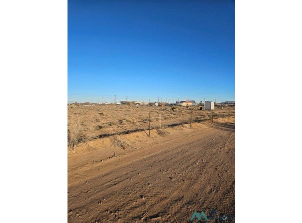 Silver City Hwy, Deming, NM 88030