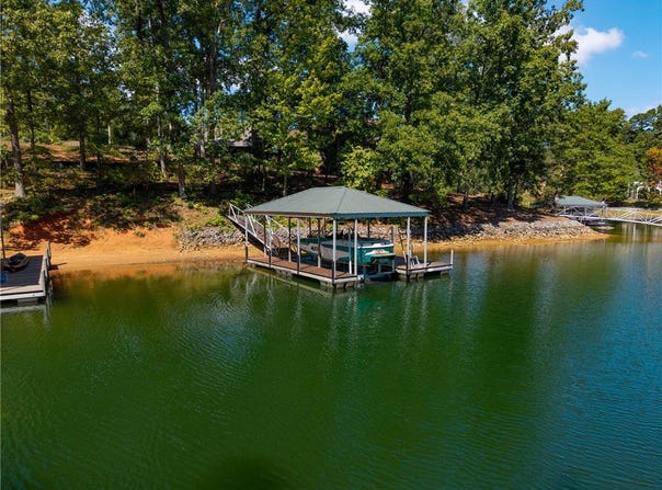 Laurel Pointe lot: 5, Seneca, SC 29672
