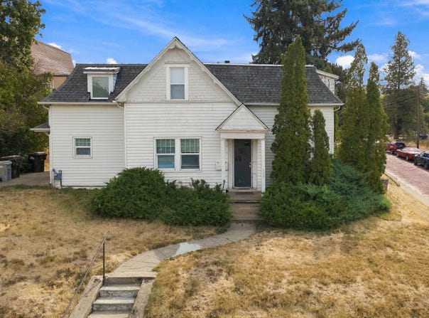 300 NE Kamiaken St, Pullman, WA 99163
