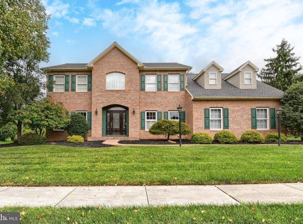 4980 WESTCHESTER Drive, HARRISBURG, PA 17112
