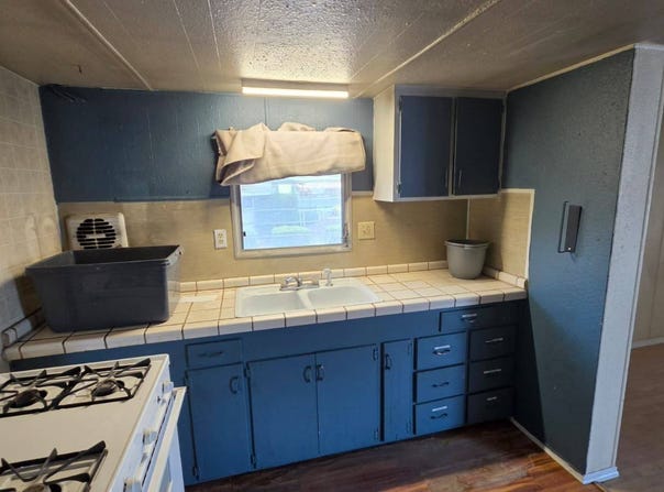 21922 Ottawa Rd, Apple Valley, CA 92308