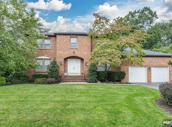 178 Webster Drive, Wayne, NJ 07470