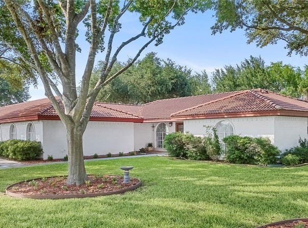 199 CR 376, George West, TX 78022