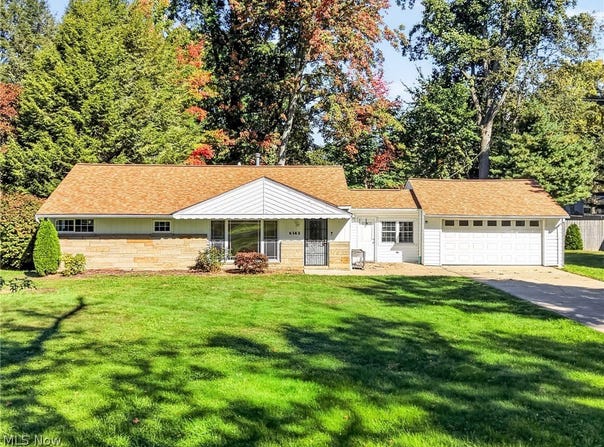 6143 Campbell Drive, Madison, OH 44057