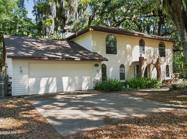3380 Lionel Road, Mims, FL 32754