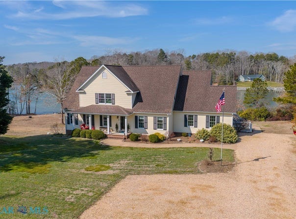 749 Blue Barn Road, Wake, VA 23176