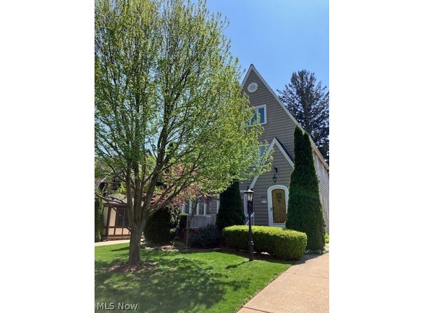 20771 Avalon Drive, Rocky River, OH 44116