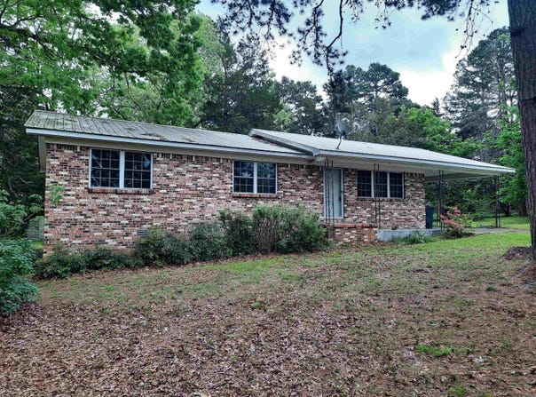 413 Redbud Avenue, Mountain View, AR 72560