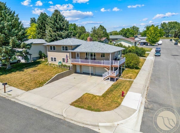 401 W 11th Street, Laurel, MT 59044