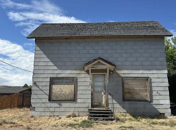 1010 C St, Fossil, OR 97830