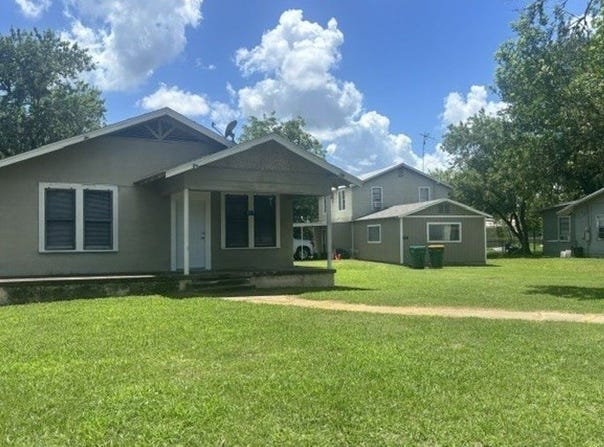927 North Franklin Street, La Grange, TX 78945