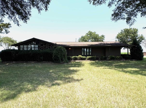 12695 Highway 90, Rector, AR 72461