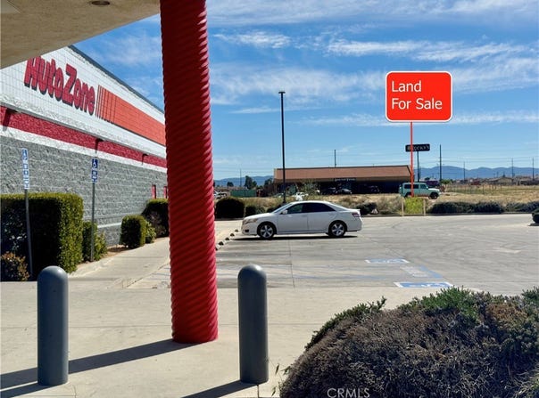 Main, Hesperia, CA 92345