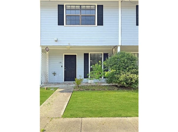 14586 HONEYSUCKLE Street, Hammond, LA 70401
