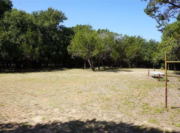 279 CR 2440, Iredell, TX 76649