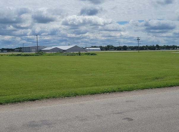 1411 Indusrtrial Park Road, Minonk, IL 61760
