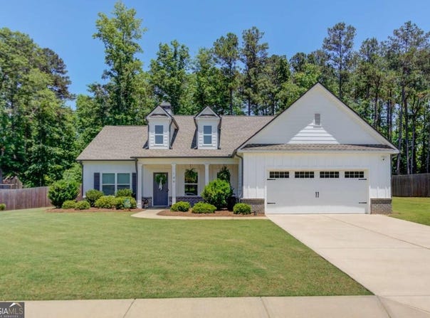 149 Manor Drive, Hull, GA 30646