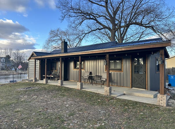 31908 Decker Road, Colon, MI 49040