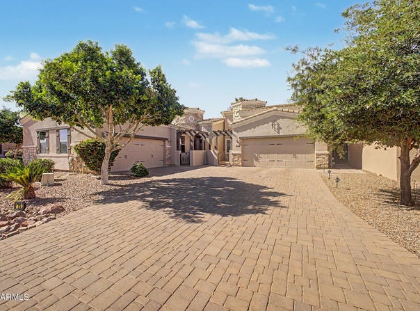 6202 E MCKELLIPS Road, Mesa, AZ 85215