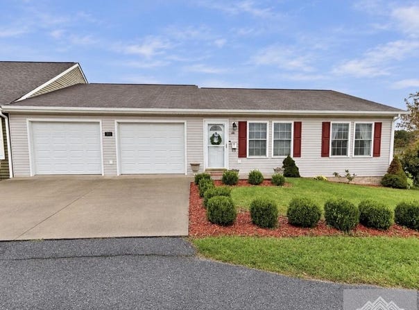 311 Esther St, PRINCETON, WV 24740