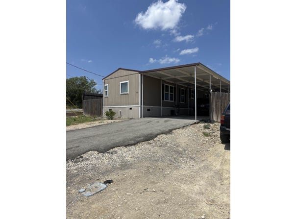 400 E BOWIE, Del Rio, TX 78840