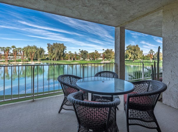 910 Island Drive, Rancho Mirage, CA 92270