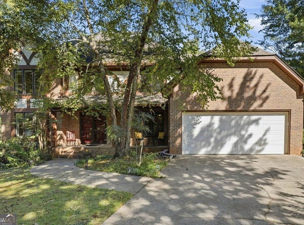 1668 Withmere Way, Dunwoody, GA 30338