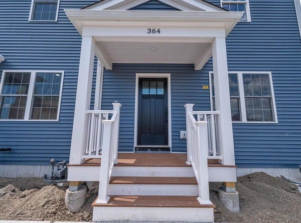 364 High St, Fall River, MA 02720