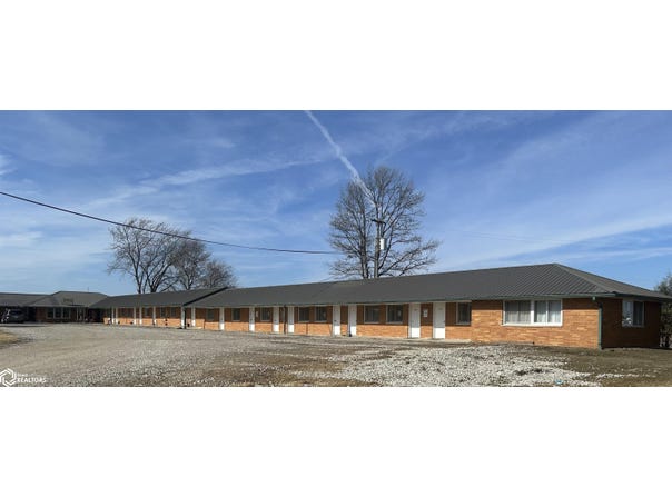 1570B Hwy 65, Hampton, IA 50441