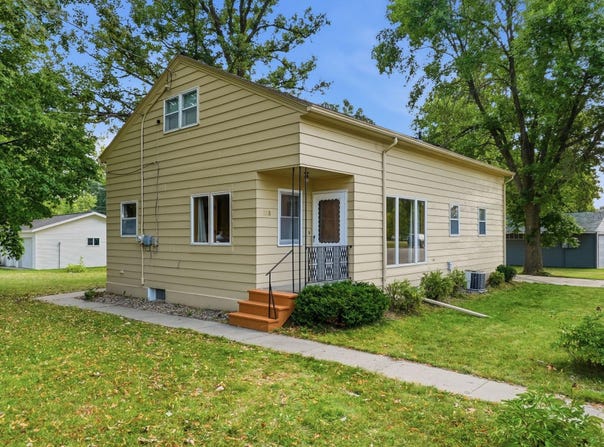 1018 8th Avenue E, Alexandria, MN 56308