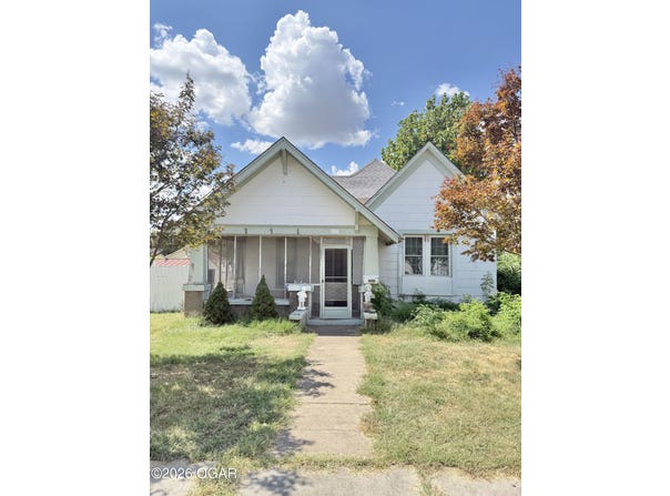 600 4th Street, Monett, MO 65708
