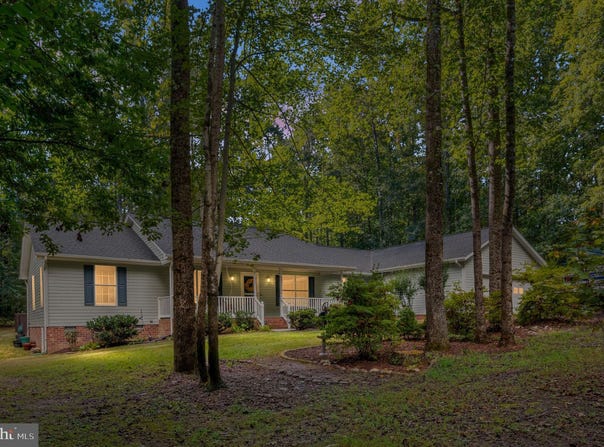 3329 VIOLA Way, BUMPASS, VA 23024