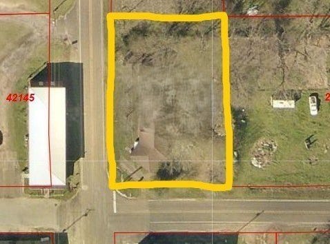Central Avenue, Marietta, TX 75566