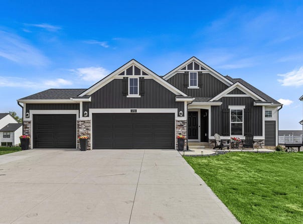 1721 Julienne Court SW, Byron Center, MI 49315