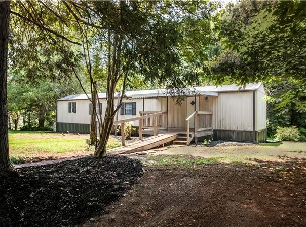 410 Cedar Circle, Easley, SC 29640