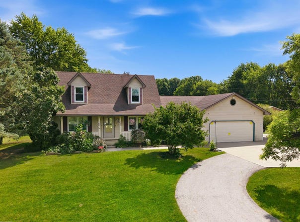 2635 Palms Road, Columbus, MI 48063