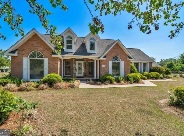 420 James Street, Ailey, GA 30410