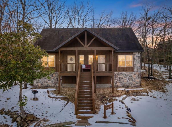 110 Bells Avenue, Branson West, MO 65737