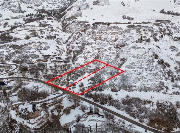 6548 S BYBEE Dr, South Weber, UT 84403