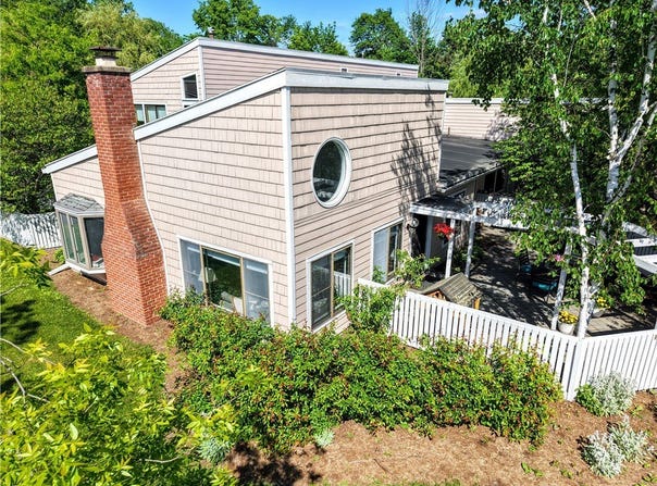 231 Strawberry Hill Circle, Ithaca, NY 14850
