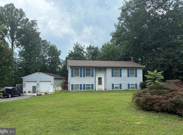 319 CANAL RD, FALLING WATERS, WV 25419