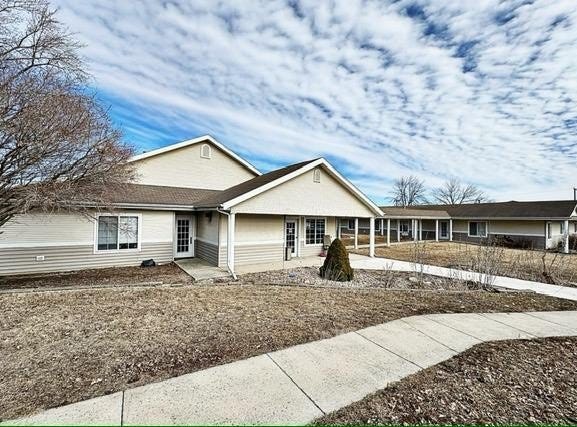 1806 Main Street, Gowrie, IA 50543