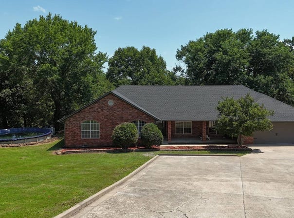 17094 W 795 Rd, Tahlequah, OK 74464